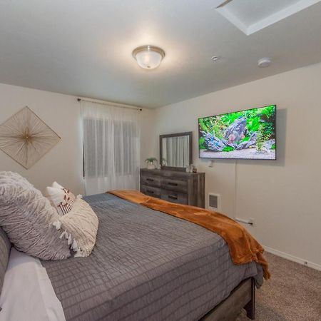 شقة Modern And Stylish King Bed Wifi Free Parking سبوكان فالي المظهر الخارجي الصورة
